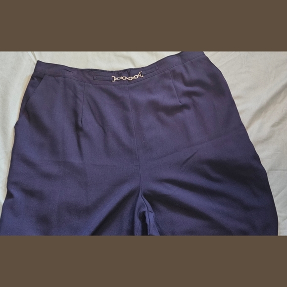 Sag Harbor Slacks, Navy Blue, Chain On Front,18W, GUC✔️ - Picture 3 of 6
